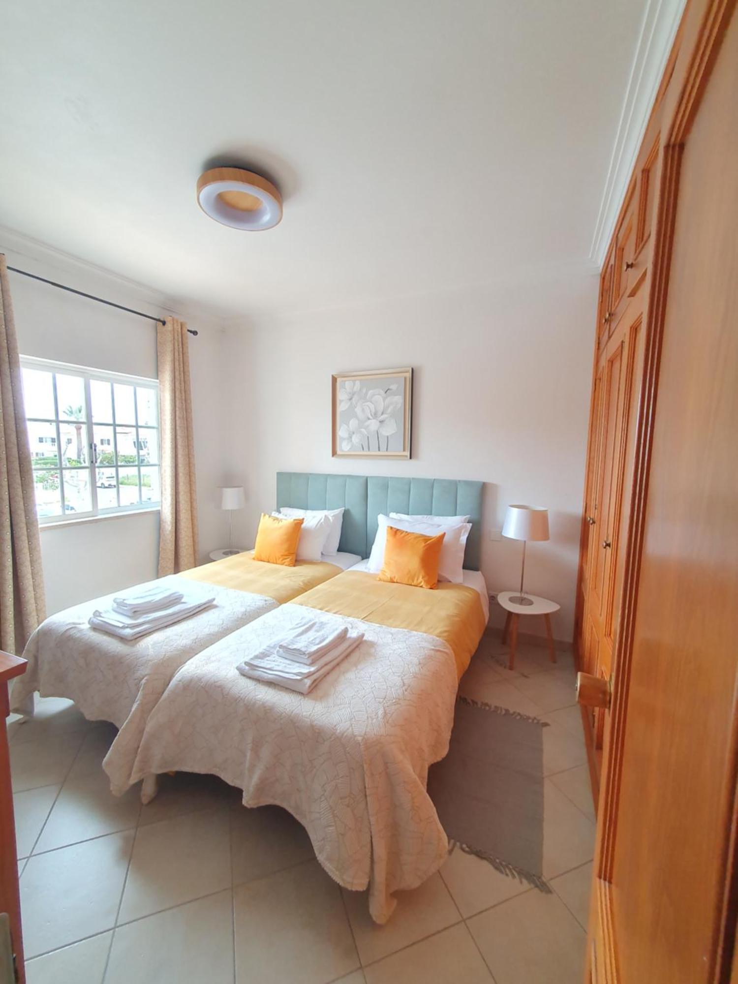 Vila Apartamentos Estrela Lagos Esterno foto