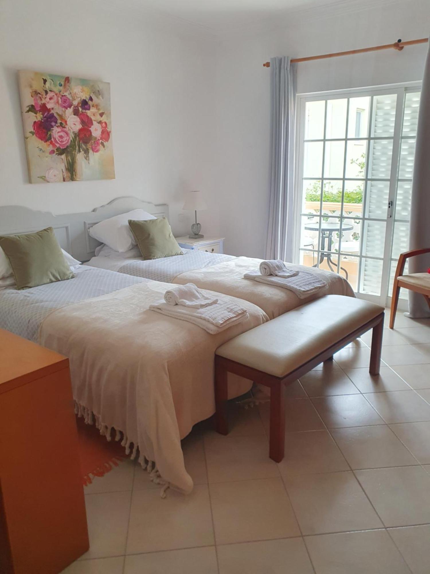 Vila Apartamentos Estrela Lagos Camera foto